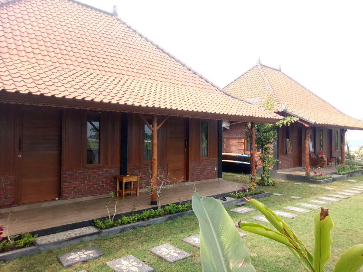 Hotel Emir Surfcamp à Pulukan Extérieur photo